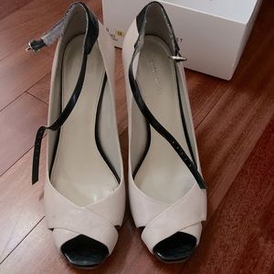 Nine West Ankle Strap Open Toe Heels (black/tan)